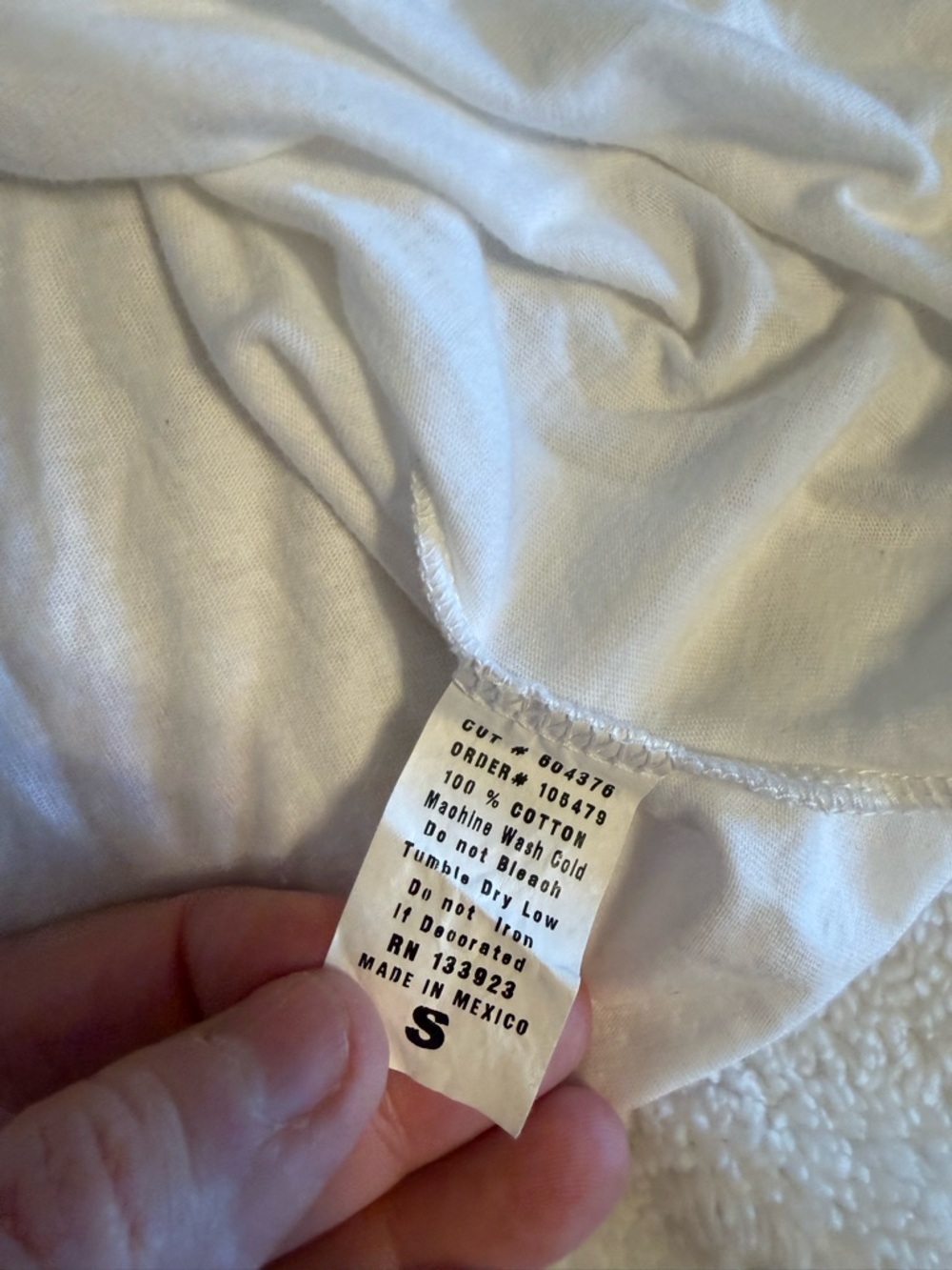 PacSun White Graphic Tee with Pastel Sky Panels - Picture 5 of 7